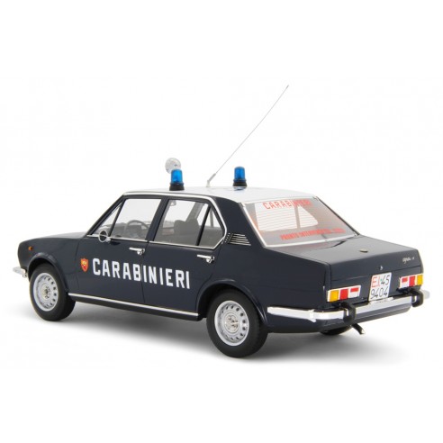 Alfa Romeo Alfetta 1.8 1975 Carabinieri (Scudo Largo) 1/18