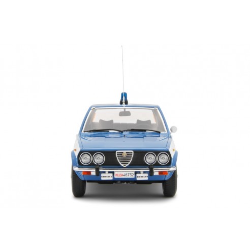 Alfa Romeo Alfetta 1.8 1975 Polizia Stradale (Scudo Largo) 1/18
