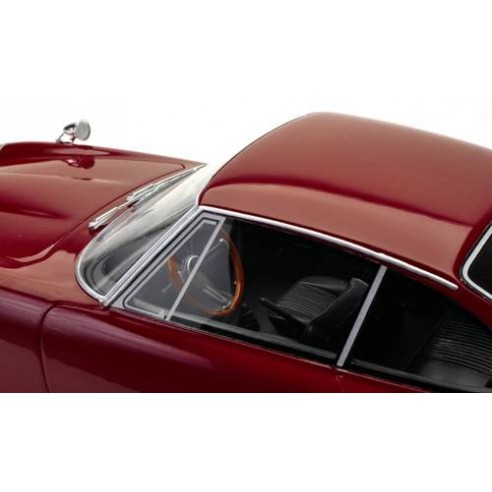 BMW 1600 GT 1968 1:18 Bos Models 183918