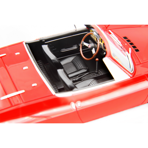 Fiat 850 Sport Spider 1968 1/18