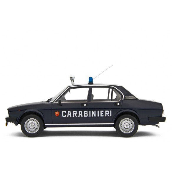Alfa Romeo Alfetta 2.0 L Carabinieri 1978 1:18
