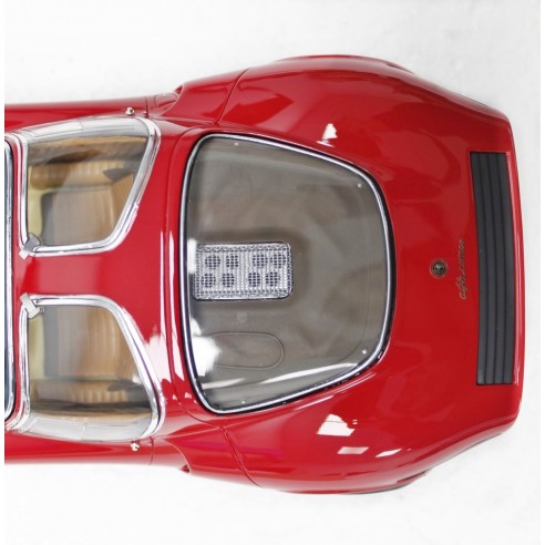 Alfa Romeo 33 Coupè Stradale 1967 Museum Version 1:18