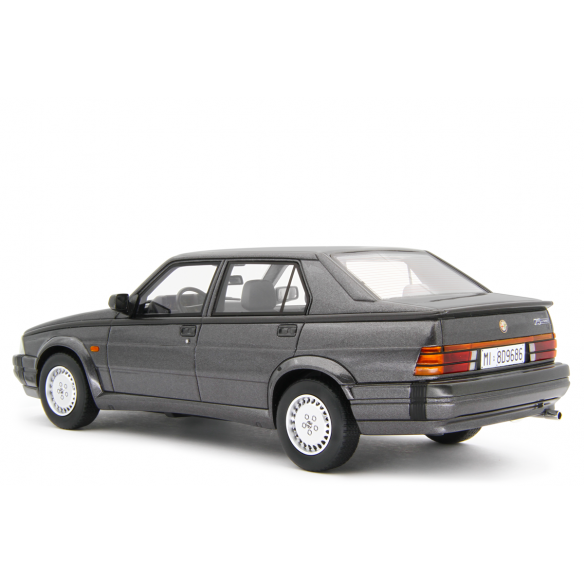 Alfa 75 1.8i Turbo America 1986 1:18