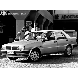 Lancia Prisma 1982 1:18