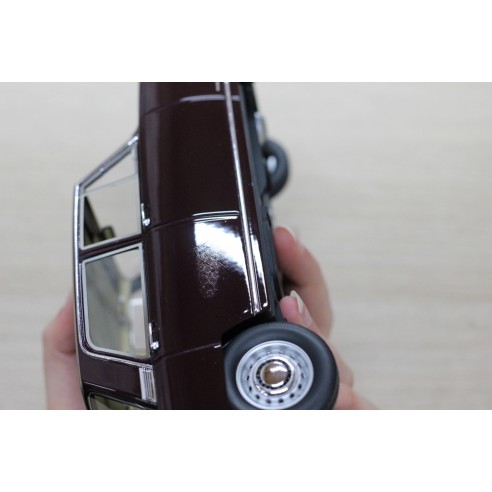 Alfa Romeo 1750 Berlina 1968 1/18...