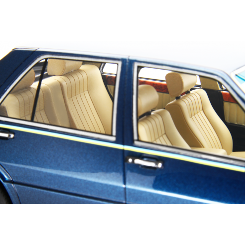 Lancia Thema 8.32 1986 1:18