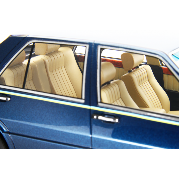 Lancia Thema 8.32 1986 1:18