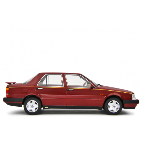 Lancia Thema 8.32 1986 1:18
