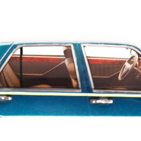 Lancia Thema 8.32 1986 1:18