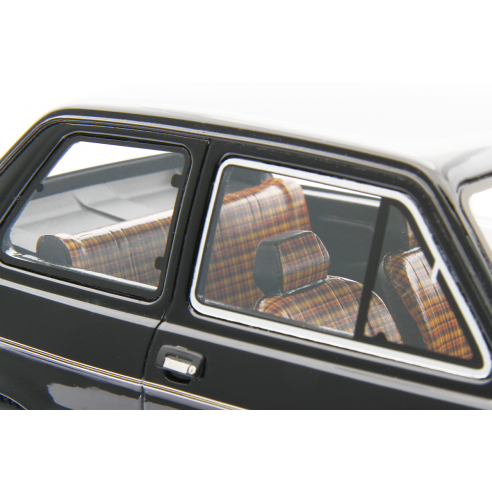 Fiat 126 Personal 4 Black 1978 1:18