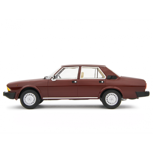 DIECAST 1/18 ALFA ROMEO NUOVA GIULIA BLU SCURO MODELLINO