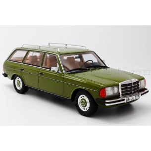 Mercedes 200 T (S123) in... 2