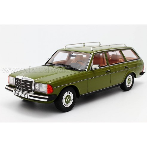 Mercedes 200 T (S123) in 1:18 Bos...