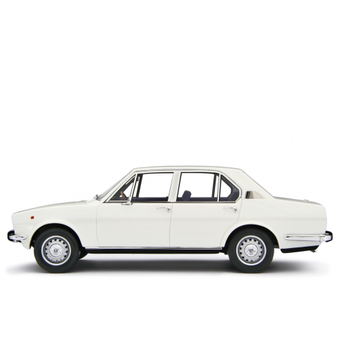 MINICHAMPS Alfa Romeo 1.8 - 1972 ホワイト MINICHAMPS Alfa Romeo 1.8 - 1972 ホワイト