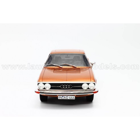 Audi 100 Coupe S 1973 1:18 Bos Models...