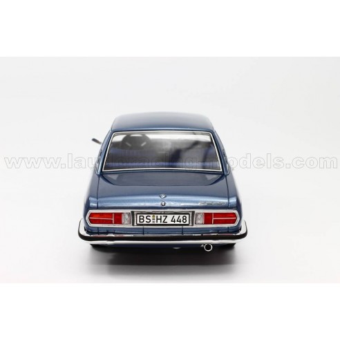 BMW 2500 (E3) 1:18 Bos Models 193258