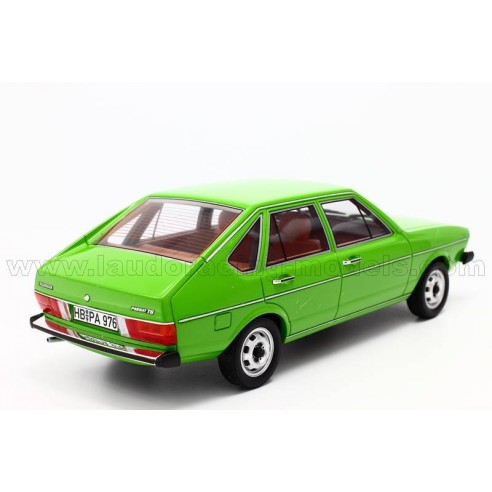 VW Passat TS (B1) 1976 1:18 Bos Models 183927