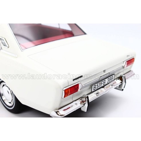Ford Taunus 17M (P7a) 1967 1:18 Bos...