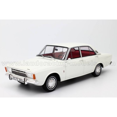Ford Taunus 17M (P7a) 1967 1:18 Bos...