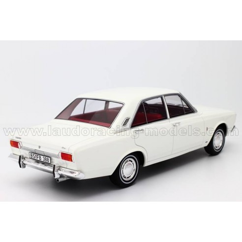 Ford Taunus 17M (P7a) 1967 1:18 Bos...