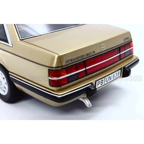 Opel Senator A2 3.0 CD 1984 1:18 Bos...