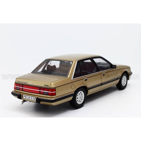 Opel Senator A2 3.0 CD 1984 1:18 Bos...