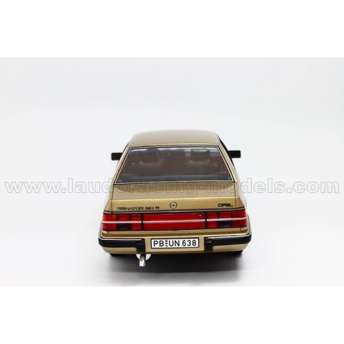 Opel Senator A2 3.0 CD 1984 1:18 Bos...