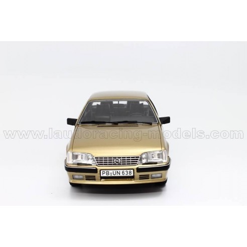 Opel Senator A2 3.0 CD 1984 1:18 Bos...