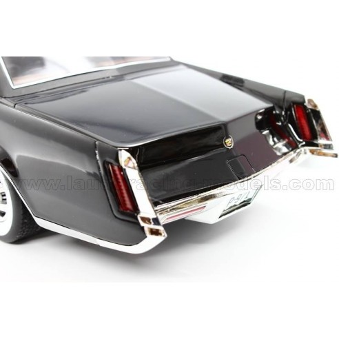 Cadillac Eldorado 1967 1:18 Bos...