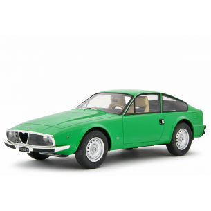 Alfa Romeo Giulia Coupé... 2