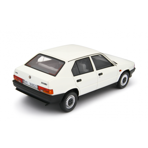 Alfa Romeo 33 1.3S Edizione 1985