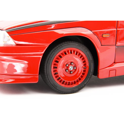 Alfa 75 1.8i Turbo Evoluzione 1987 1:12