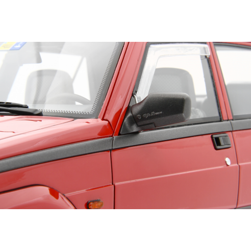Alfa 75 1.8i Turbo Evoluzione 1987 1:12