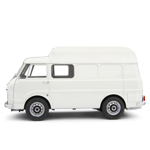 Alfa Romeo F12 Autocarro Tetto...