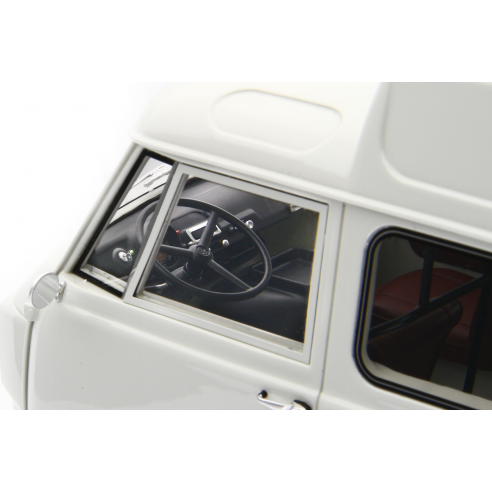 Alfa Romeo F12 Autocarro Tetto...