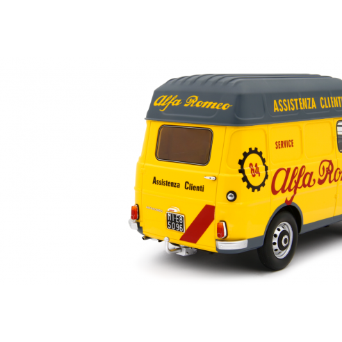 Alfa Romeo F12 Autocarro Tetto...