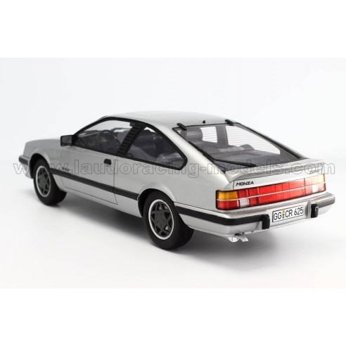 Opel Monza A2 GSE, argento 1985 1:18...
