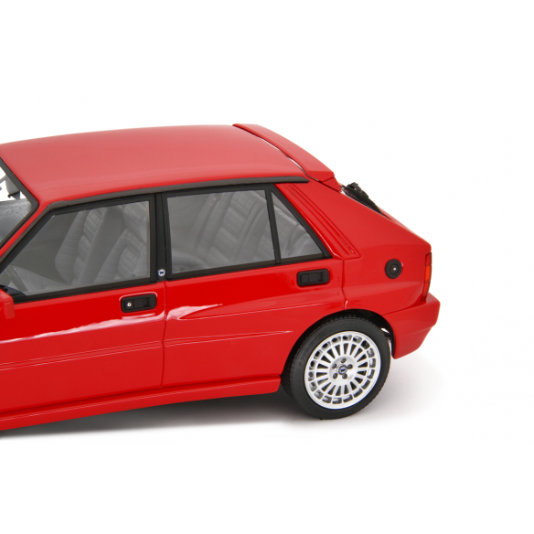 Lancia Delta HF Integrale Evo I 1991 Model car 1:18 Laudoracing