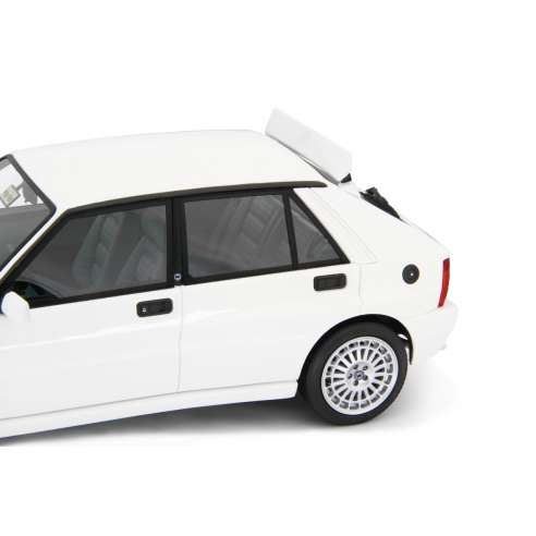 Lancia Delta HF Integrale Evo I 1991 Model car 1:18 Laudoracing