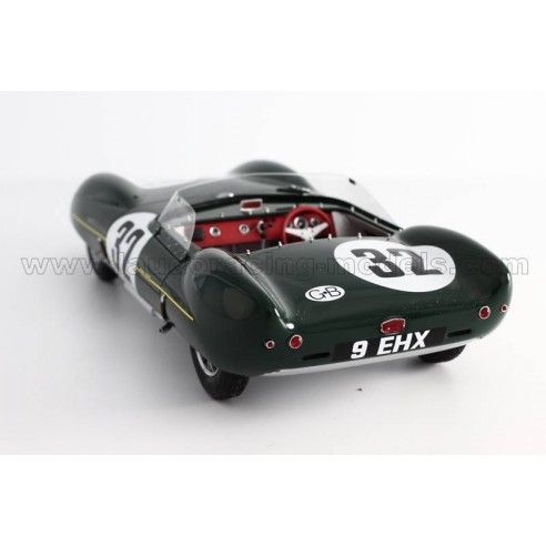 Lotus undici, RHD, No.32, squadra...