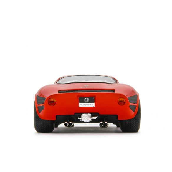 Alfa Romeo 33 Coupè Stradale 1967 Museum Version Model car 1:18