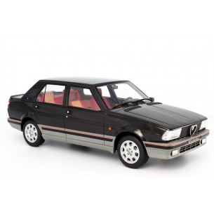 Alfa Romeo Giulietta 2.0 Turbodelta 1983 1:18 LM094 2
