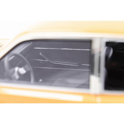 Preorder Fiat 128 Coupè 1300 SL 1972 1:18 LM092B 