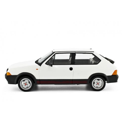 Preorder Fiat Ritmo Abarth 130 TC 1983 1:18 LM100C