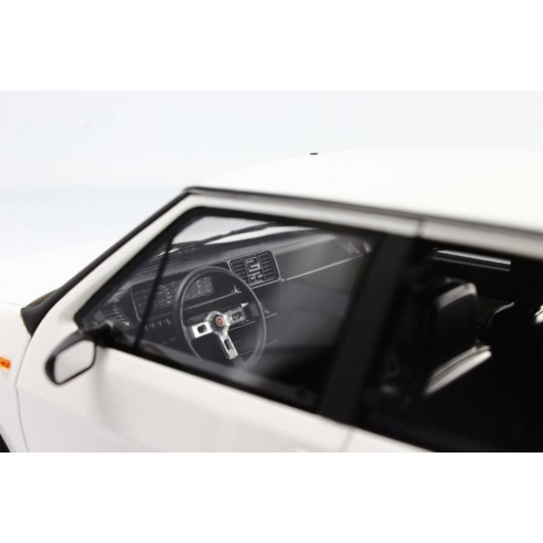 Preorder Fiat Ritmo Abarth 130 TC 1983 1:18 LM100C