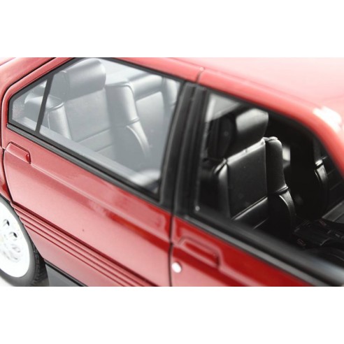Alfa Romeo Alfa 164 3.0 V6 Q4 1993 1:18 LM095B