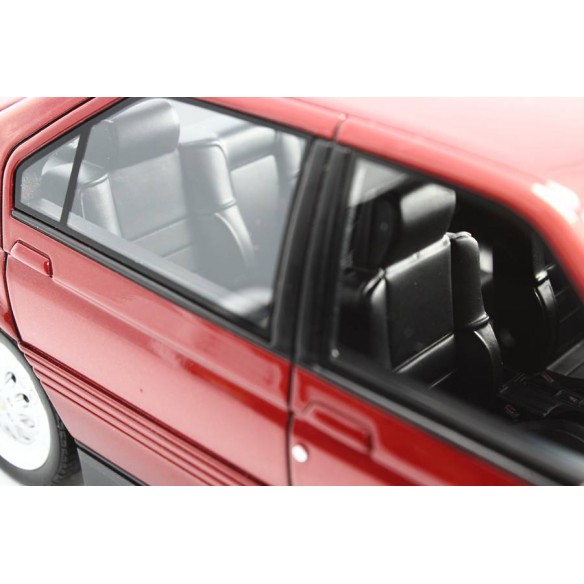 Alfa Romeo Alfa 164 3.0 V6 Q4 1993 1:18 LM095B