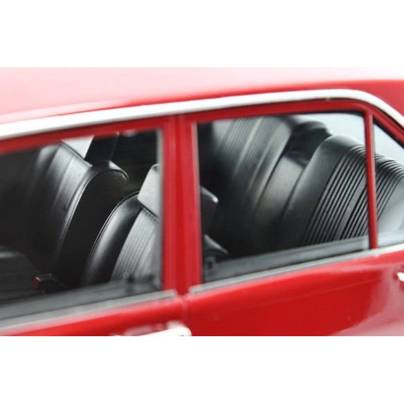 Alfa Romeo Alfetta 1.8 1972 1:18 LM097D