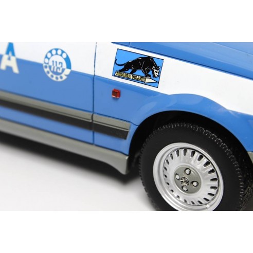 Alfa Romeo Giulietta Polizia 1:18 LM094-PO