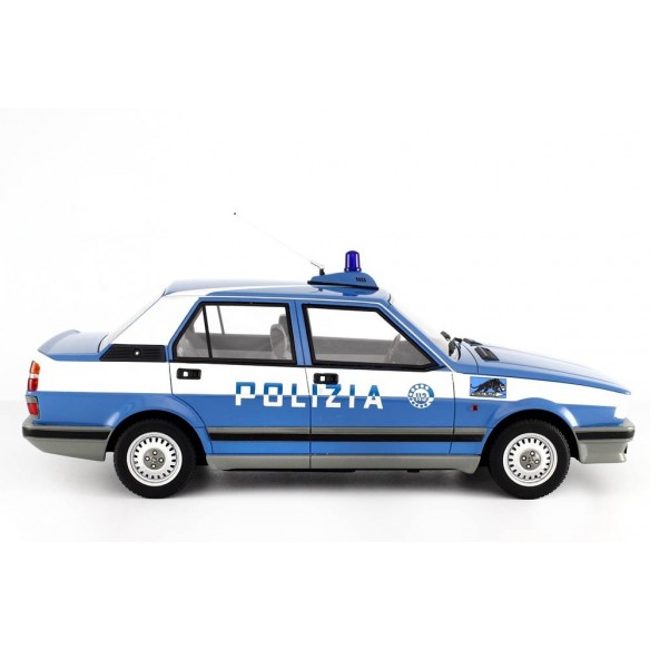 Alfa Romeo Giulietta Polizia 1:18 LM094-PO